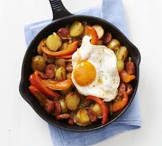 chuleta,pimientos,chorizo,huevo,patatas